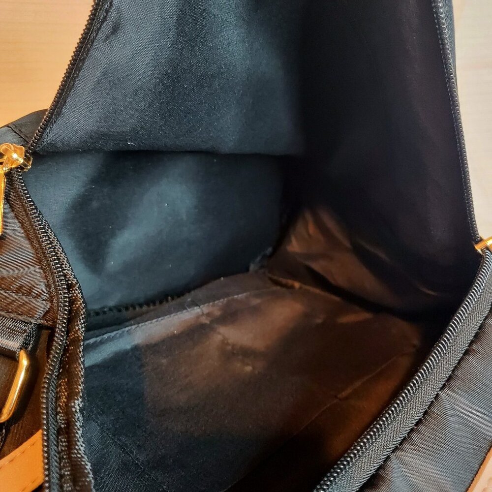 Backpack ๐ - Picture 5 of 11